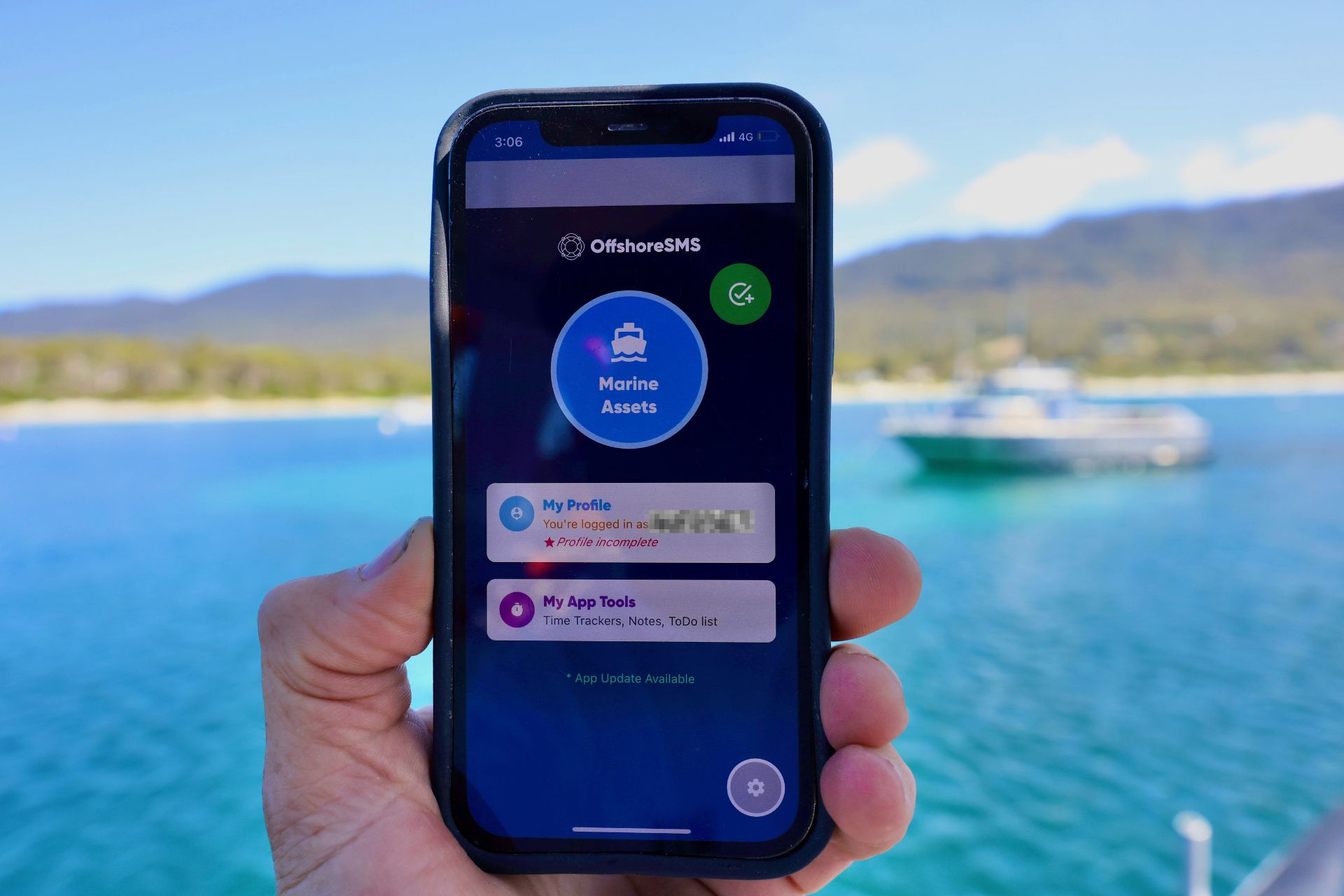 Holding up the Offshore SMS app for Australian Commercial Vessel Operators